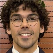 Laureato triennale in economia aziendale offro ripetizioni in materie economiche, finanziarie ma anche storia e materie liceali